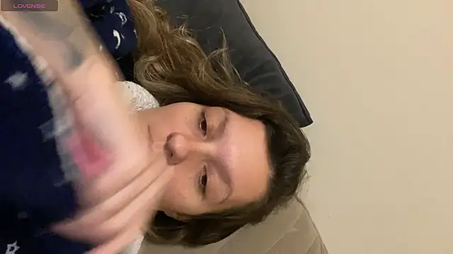 peterpancp online show from October 3, 2:37 am