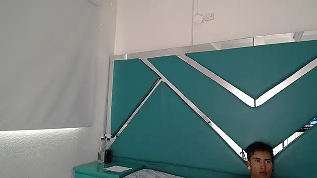 oblivionlove online show from March 3, 1:40 pm