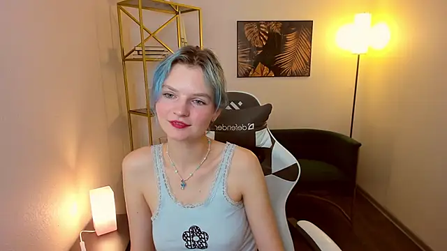 Snapshot of Lika_Sky chatting on October 9, 11:00 am Lika Sky online show from October 9, 11:00 am