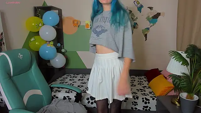 Snapshot of Lika_Sky chatting on September 22, 4:13 pm Lika Sky online show from September 22, 4:13 pm