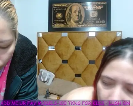 LITTLEKITTY19 online show from February 14, 1:22 pm