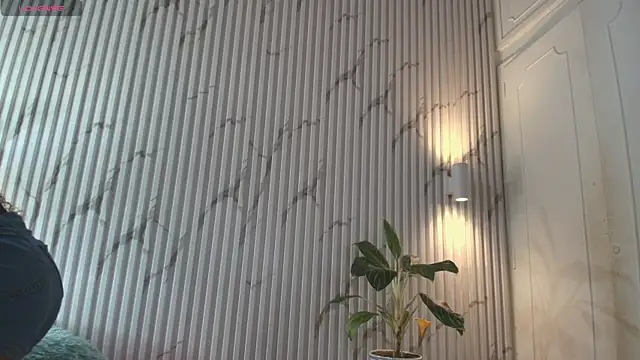 Missdionne curly online show from September 27, 11:16 am