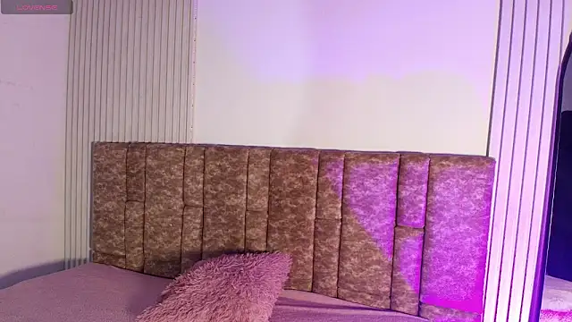 Missdionne curly online show from March 22, 11:12 am