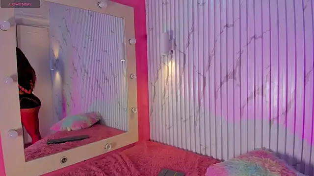 Missdionne curly online show from October 14, 11:55 am