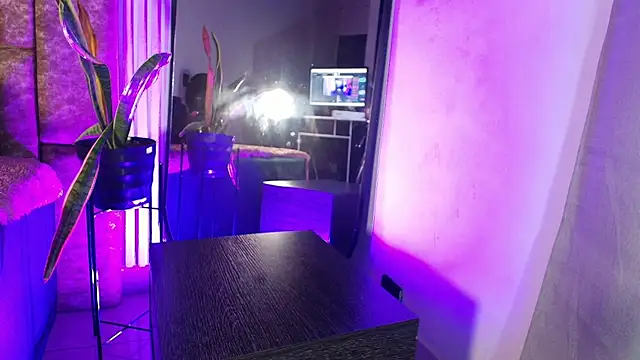 Missdionne curly online show from March 19, 11:32 am