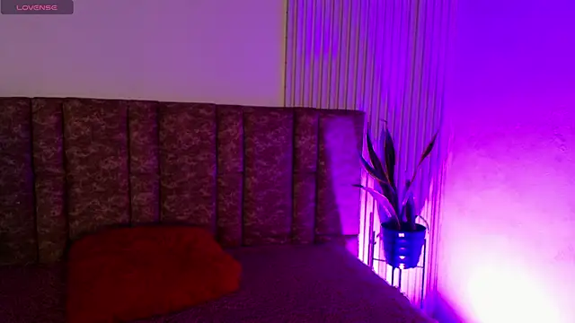 Missdionne curly online show from January 13, 11:14 am