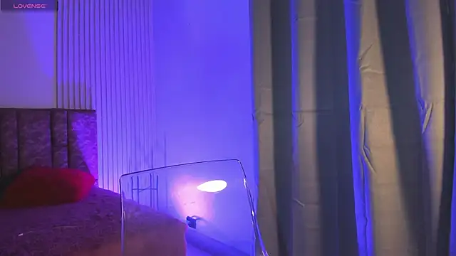 Missdionne curly online show from December 20, 11:35 am