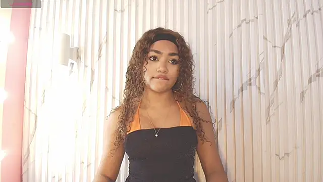 Missdionne curly online show from September 25, 11:49 am