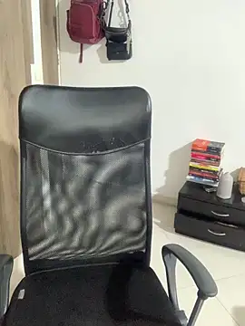 Snapshot of sweet-abbie chatting on October 30, 2:21 am sweet-abbie online show from October 30, 2:21 am