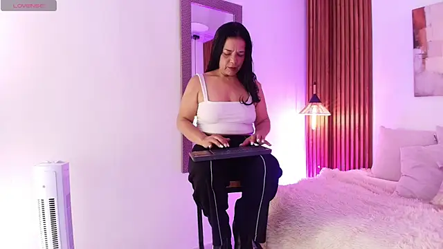 Snapshot of EvaGoddess_ chatting on June 26, 8:03 pm EvaGoddess online show from June 26, 8:03 pm