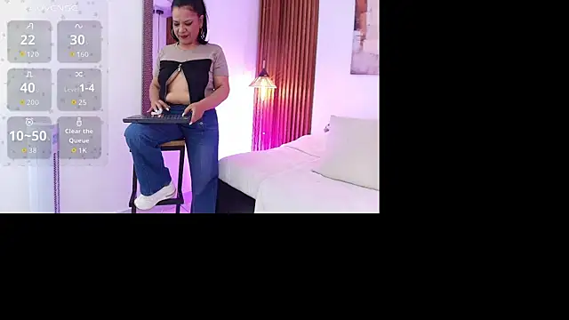 Snapshot of EvaGoddess_ chatting on July 4, 7:40 pm EvaGoddess online show from July 4, 7:40 pm
