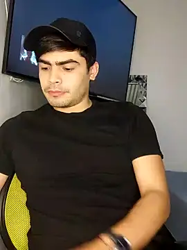 Snapshot of Mason_grey chatting on October 21, 11:09 am Mason grey online show from October 21, 11:09 am