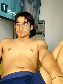 Snapshot of Mason_grey chatting on October 22, 11:09 am Mason grey online show from October 22, 11:09 am