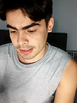 Snapshot of Mason_grey chatting on November 17, 11:20 pm Mason grey online show from November 17, 11:20 pm