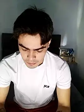 Snapshot of Mason_grey chatting on December 14, 2:18 am Mason grey online show from December 14, 2:18 am