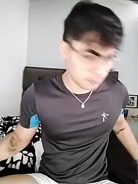 Snapshot of Mason_grey chatting on November 7, 12:31 pm Mason grey online show from November 7, 12:31 pm