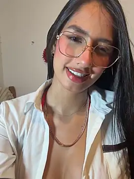 Julieta Duque online show from March 4, 2:41 am