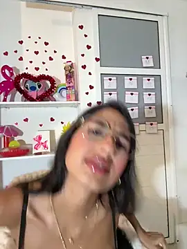 Julieta Duque online show from February 8, 2:20 am