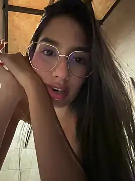 Julieta Duque online show from March 16, 1:57 am