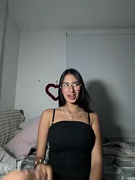 Julieta Duque online show from March 29, 4:03 am