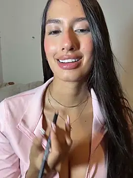 Julieta Duque online show from March 11, 2:27 am