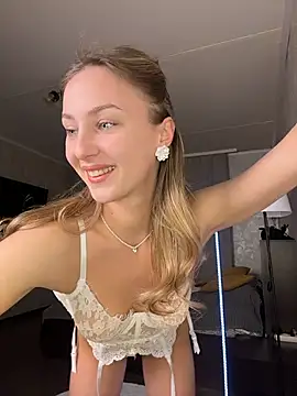 Mally Say online show from February 22, 5:14 pm