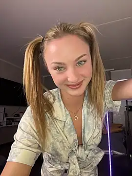 Mally Say online show from March 10, 6:01 pm