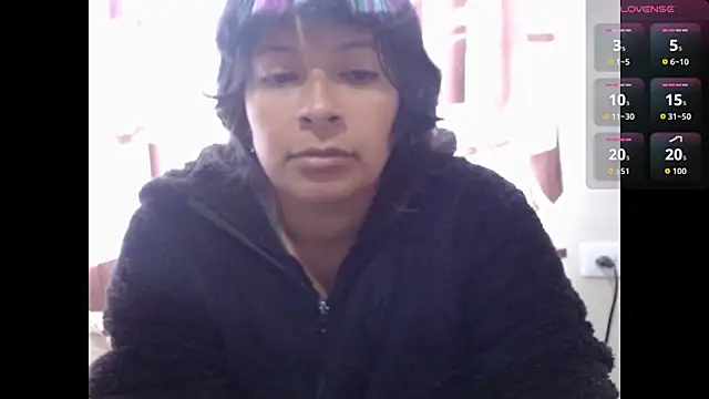 Snapshot of Acelinrose chatting on June 25, 1:38 pm Acelinrose online show from June 25, 1:38 pm
