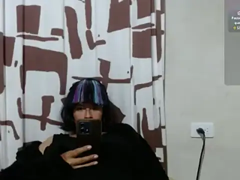 Snapshot of Acelinrose chatting on May 28, 2:41 am Acelinrose online show from May 28, 2:41 am