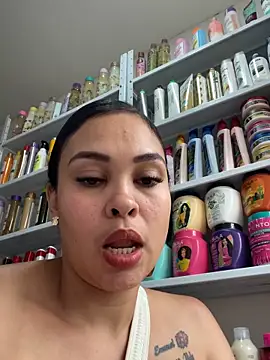 FOX LATINA online show from April 15, 8:20 pm