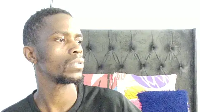 Snapshot of Dandelion_enigman chatting on October 13, 9:11 am Dandelion enigman online show from October 13, 9:11 am