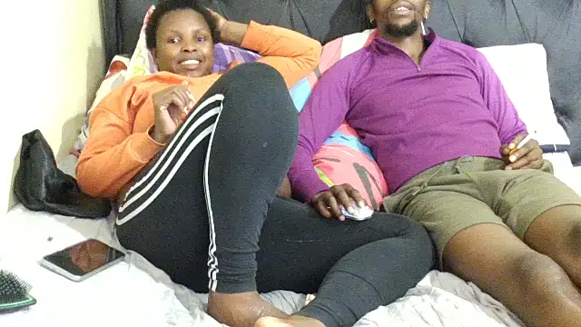 Dandelion enigman online show from April 7, 9:05 pm