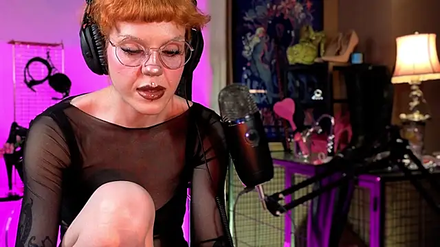 tacodeluxxxe online show from May 15, 11:03 pm