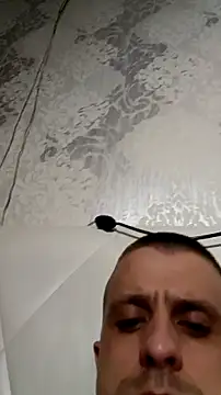 Snapshot of Adidas7217 chatting on November 21, 11:04 pm Adidas7217 online show from November 21, 11:04 pm