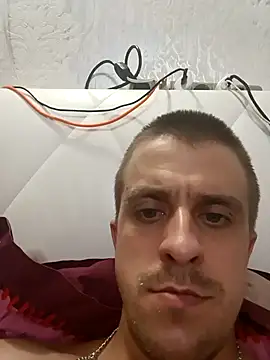 Snapshot of Adidas7217 chatting on November 14, 4:05 am Adidas7217 online show from November 14, 4:05 am