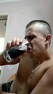 Snapshot of Adidas7217 chatting on November 20, 10:42 pm Adidas7217 online show from November 20, 10:42 pm