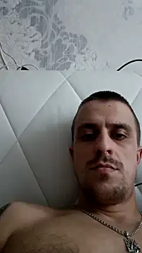 Snapshot of Adidas7217 chatting on January 15, 1:36 pm Adidas7217 online show from January 15, 1:36 pm