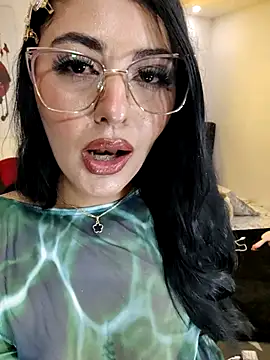 ValeNiitaLuv online show from January 15, 6:06 am