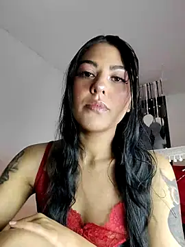 Snapshot of ValeNiitaLuv chatting on July 12, 10:32 pm ValeNiitaLuv online show from July 12, 10:32 pm
