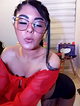 Snapshot of ValeNiitaLuv chatting on November 28, 11:16 pm ValeNiitaLuv online show from November 28, 11:16 pm