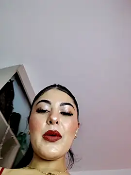 ValeNiitaLuv online show from February 1, 4:33 am