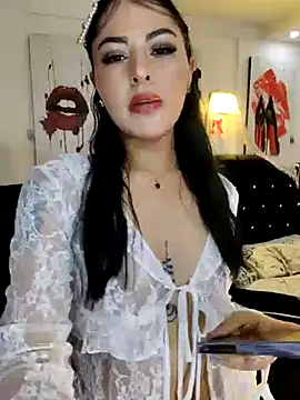 ValeNiitaLuv online show from January 17, 2:48 am