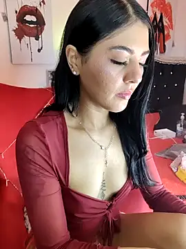 ValeNiitaLuv online show from April 12, 3:43 am