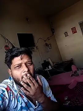 chunkyguy98 online show from March 12, 5:45 am