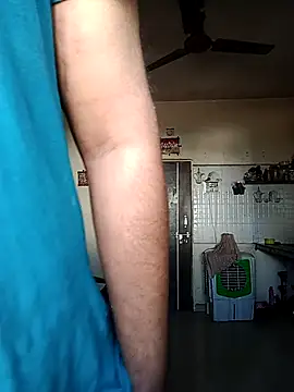 chunkyguy98 online show from December 20, 4:15 am