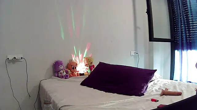Snapshot of Catylandi1 chatting on October 18, 4:53 pm Catylandi1 online show from October 18, 4:53 pm