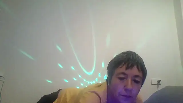 Snapshot of Catylandi1 chatting on November 21, 11:15 pm Catylandi1 online show from November 21, 11:15 pm