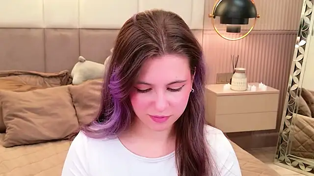 Akira Halls online show from November 13, 8:46 pm