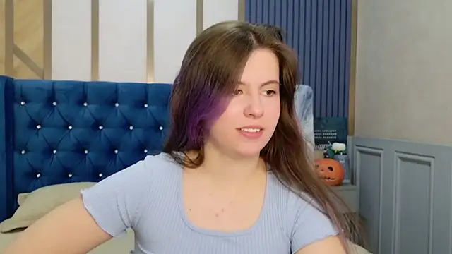 Akira Halls online show from October 29, 8:52 pm