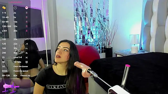 IsaDiiaz online show from October 16, 4:10 am